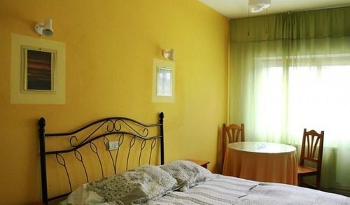 Hostal Avenida Аренас де Сан Педро Екстериор снимка