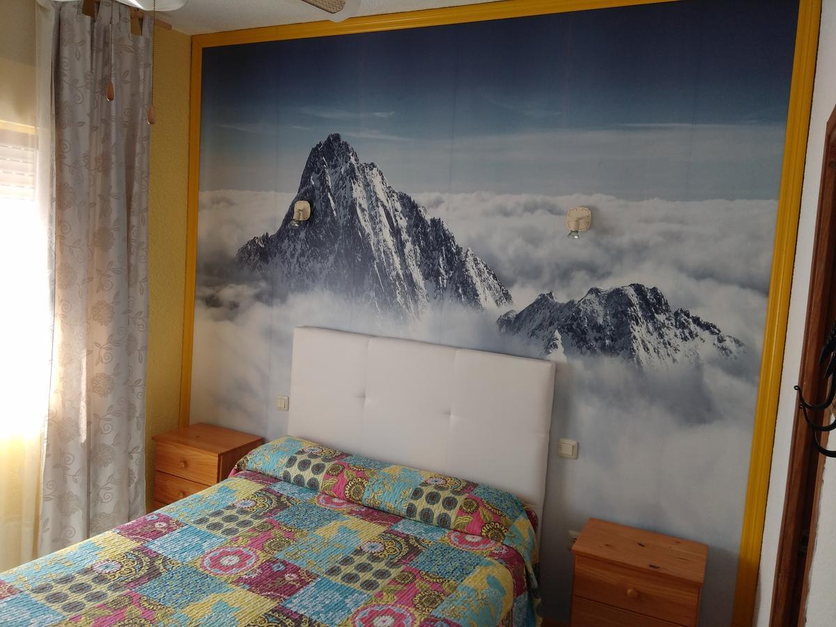 Hostal Avenida Аренас де Сан Педро Екстериор снимка